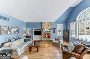 629 S Warren Ave, Malvern, PA 19355 - Photo 23