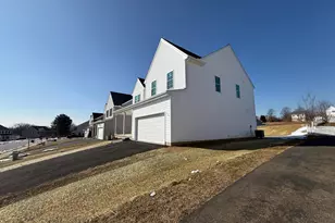 253 Beaumont Dr, Oxford, PA 19363 - Photo 37