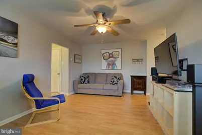 335 E Lancaster Avenue #D-25, Downingtown, PA 19335 - Photo 5