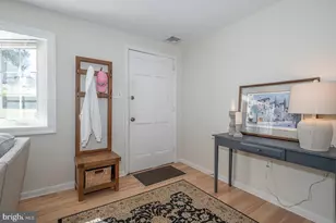 36 Sunset Dr, Paoli, PA 19301 - Photo 5