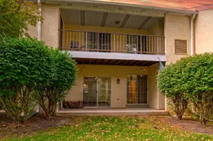 293 Valley Stream Ln, Chesterbrook, PA 19087 - Photo 17