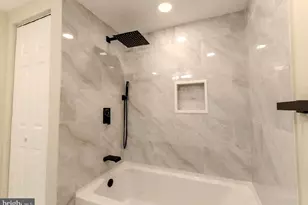 293 Valley Stream Ln, Chesterbrook, PA 19087 - Photo 9