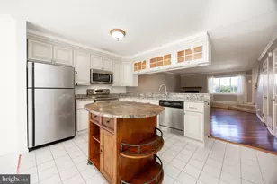 344 Brigade Ct, Chesterbrook, PA 19087 - Photo 7