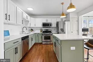 256 S Savanna Dr, Pottstown, PA 19465 - Photo 17