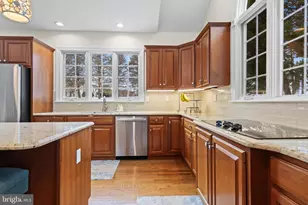 825 Bainbridge Dr, West Chester, PA 19382 - Photo 35