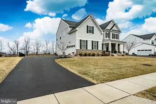 132 Violet Wy, Spring City, PA 19475 - Photo 3