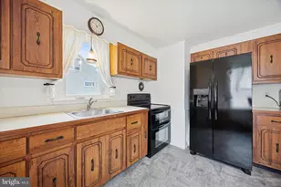 84 W Schuylkill Rd, Pottstown, PA 19465 - Photo 7