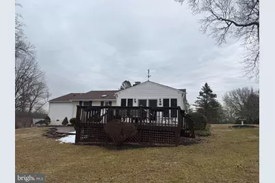 200 E Hilltop Road, West Chester, PA 19382 - Photo 25