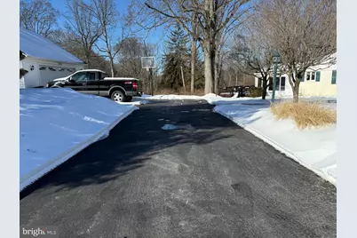 200 E Hilltop Road, West Chester, PA 19382 - Photo 3