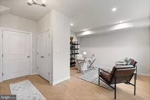 609 Burcham St, Phoenixville, PA 19460 - Photo 3