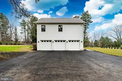 1427 Sugartown Road, Berwyn, PA 19312 - Photo 5