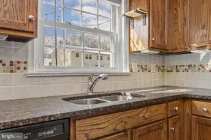 7 Harvest Dr, Thorndale, PA 19372 - Photo 9