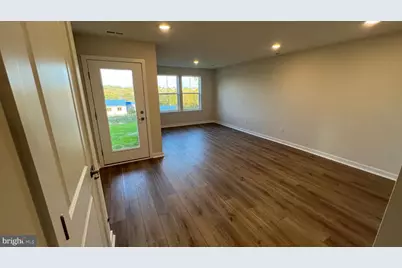 839 Pecan Road, Spring City, PA 19475 - Photo 5