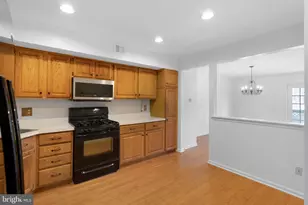 41 Main St, Chesterbrook, PA 19087 - Photo 9