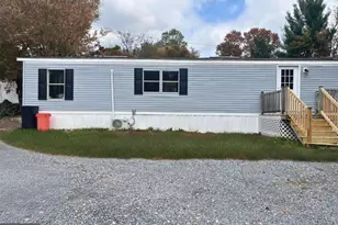 20 Maplewood Dr, Coatesville, PA 19320 - Photo 5