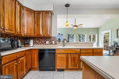 430 Dartmouth Lane, West Grove, PA 19390 - Photo 5