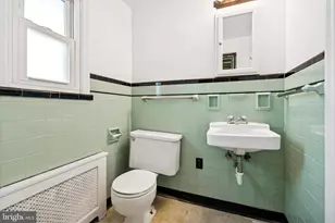 157 Washington Ave, Phoenixville, PA 19460 - Photo 11