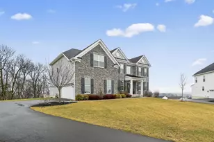 218 Cast Iron Wy, Phoenixville, PA 19460 - Photo 3