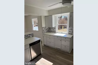 115 Carrie Lane, Phoenixville, PA 19460 - Photo 5