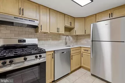 521 Old Forge Crossing, Devon, PA 19333 - Photo 7