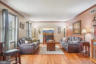 114 Sylvan Dr, Pottstown, PA 19465 - Photo 5