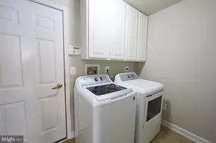 112 Lindley Ln, Pottstown, PA 19465 - Photo 13