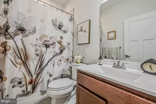 419 Paperbark Sq, Downingtown, PA 19335 - Photo 23