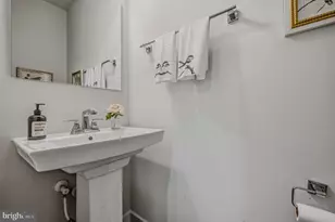 419 Paperbark Sq, Downingtown, PA 19335 - Photo 21