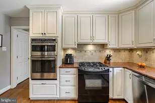 1677 Waterglen Dr, West Chester, PA 19382 - Photo 27