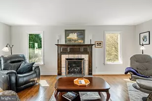 1677 Waterglen Dr, West Chester, PA 19382 - Photo 13