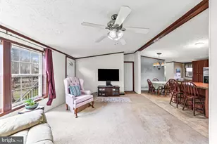 212 High Point Ln, Coatesville, PA 19320 - Photo 5