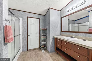 212 High Point Ln, Coatesville, PA 19320 - Photo 11