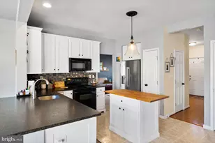 4 McKean Cir, West Grove, PA 19390 - Photo 13