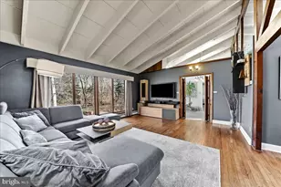 310 Woodview Rd, West Grove, PA 19390 - Photo 9