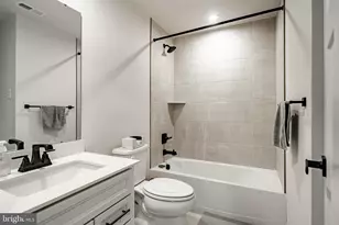 404 Pitch Pine Wy, Exton, PA 19341 - Photo 7