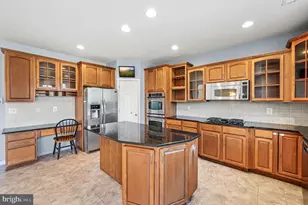 102 Haven Cir, Coatesville, PA 19320 - Photo 3