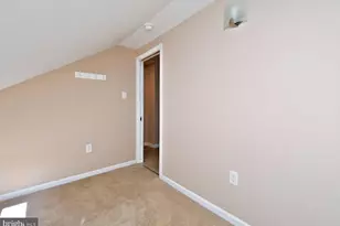 23 Walnut St, Phoenixville, PA 19460 - Photo 33