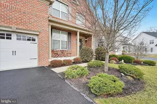 32 Dominic Dr, Downingtown, PA 19335 - Photo 3