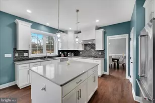 32 Dominic Dr, Downingtown, PA 19335 - Photo 19