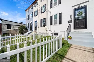 321 W Chestnut St, West Chester, PA 19380 - Photo 3