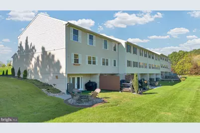 560 Lancaster Court, Downingtown, PA 19335 - Photo 3