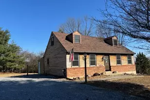 202 Rebecca Ln, Coatesville, PA 19320 - Photo 1