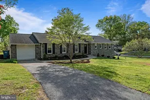 828 Mystery Ln, West Chester, PA 19382 - Photo 3