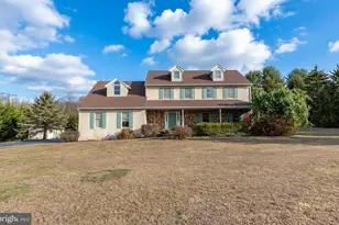 1525 Melville Dr, Pottstown, PA 19465 - Photo 1