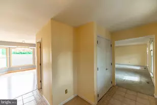 1525 Melville Dr, Pottstown, PA 19465 - Photo 17