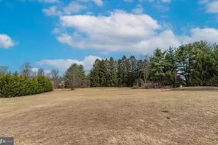 1525 Melville Dr, Pottstown, PA 19465 - Photo 13