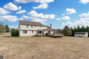 1525 Melville Dr, Pottstown, PA 19465 - Photo 7