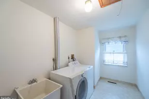 1525 Melville Dr, Pottstown, PA 19465 - Photo 63