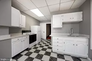 316 Lincoln Ave, Phoenixville, PA 19460 - Photo 13