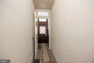 316 Lincoln Ave, Phoenixville, PA 19460 - Photo 3